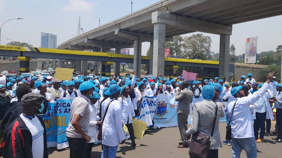 Kenyan doctors vow to continue strike despite president's appeal