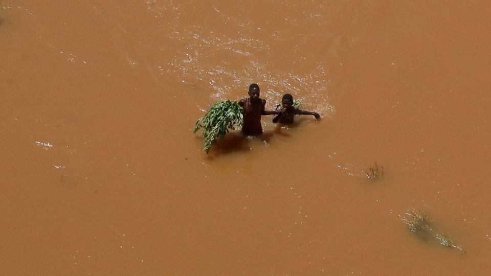 Horn of Africa floods push out more than two million