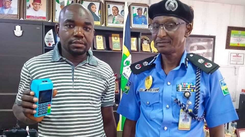 Mai POS ya mayar da kusan N10m da wani kwastomansa ya tura masa bisa kuskure a Kano