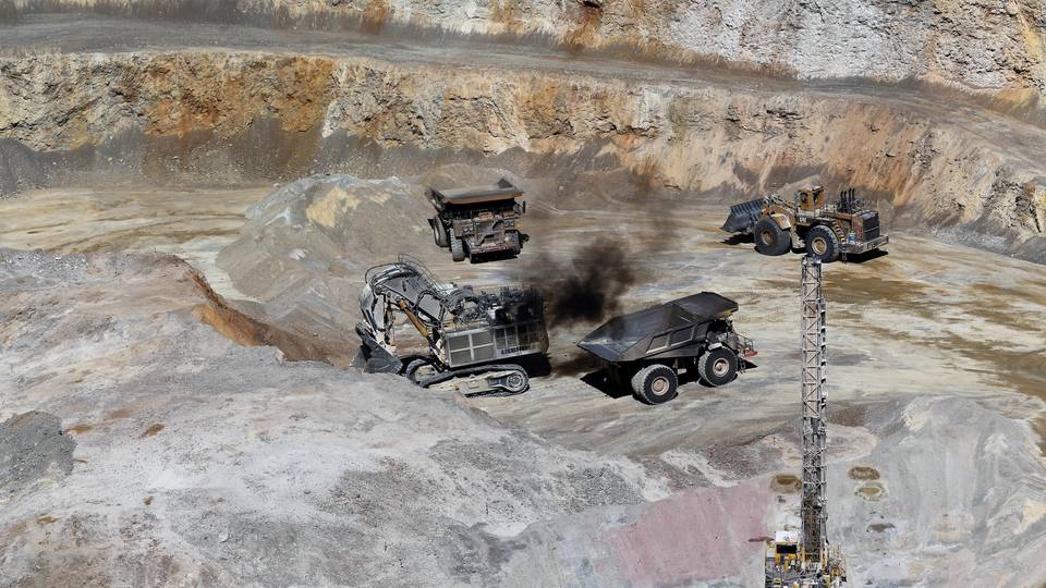 Mali 'arrests' four employees of Canadian mining firm