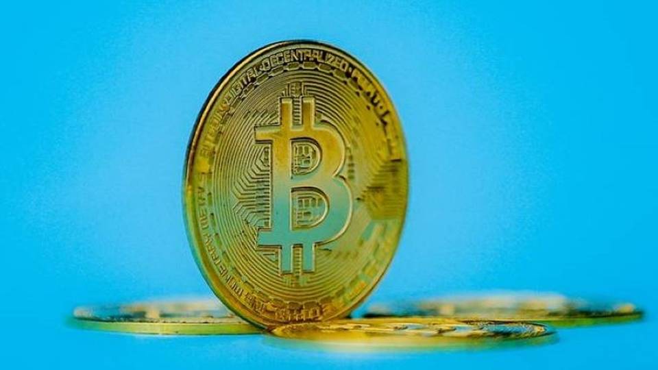 Bitcoin reaches record $40,000 amid optimism for US approval