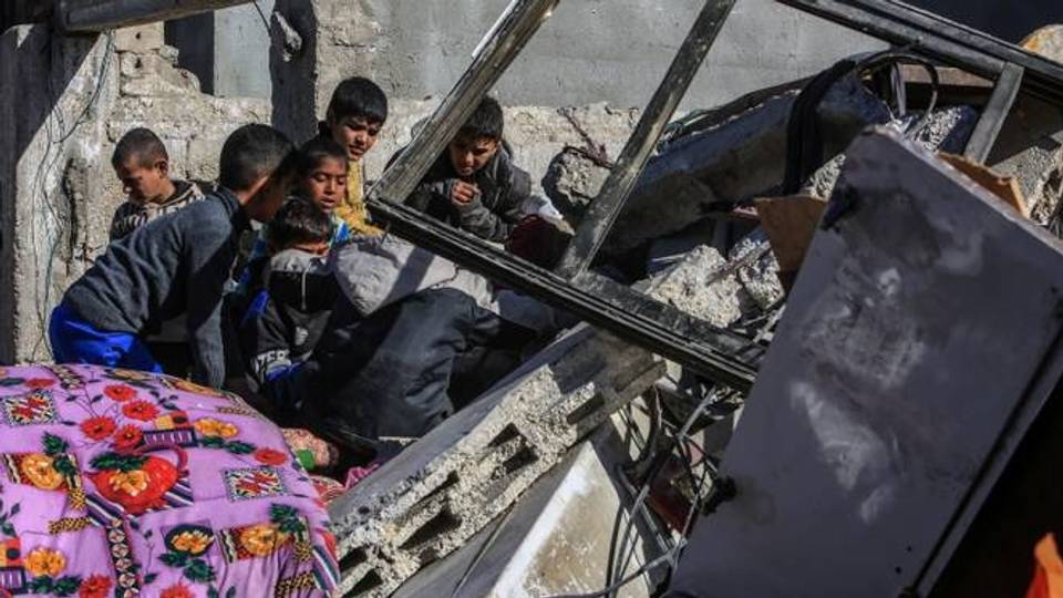 Live Updates: Israel to lose support unless it changes Gaza course — Australia