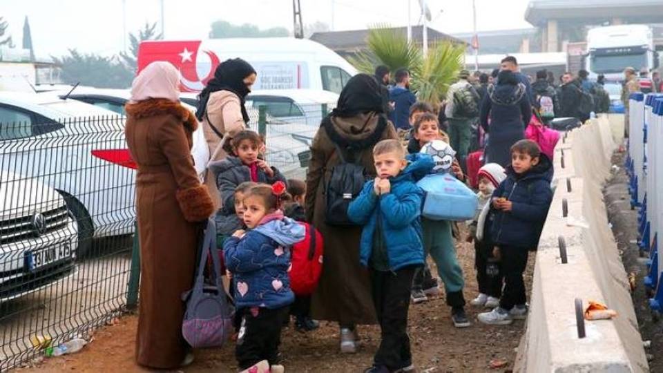 Türkiye announces over 25,000 Syrians returned home since Assad's fall