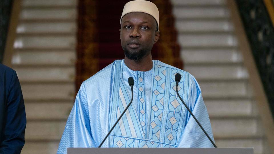 Le président sénégalais Faye nomme 25 ministres