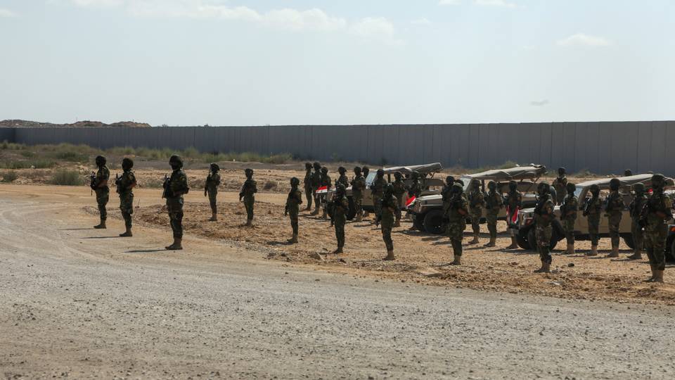 Egypt 'will not accept' Israeli forces on its border with Gaza