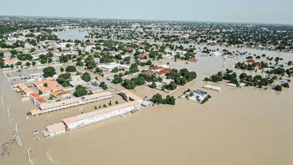 Overflowing dam causes flooding in Nigeria's Borno state