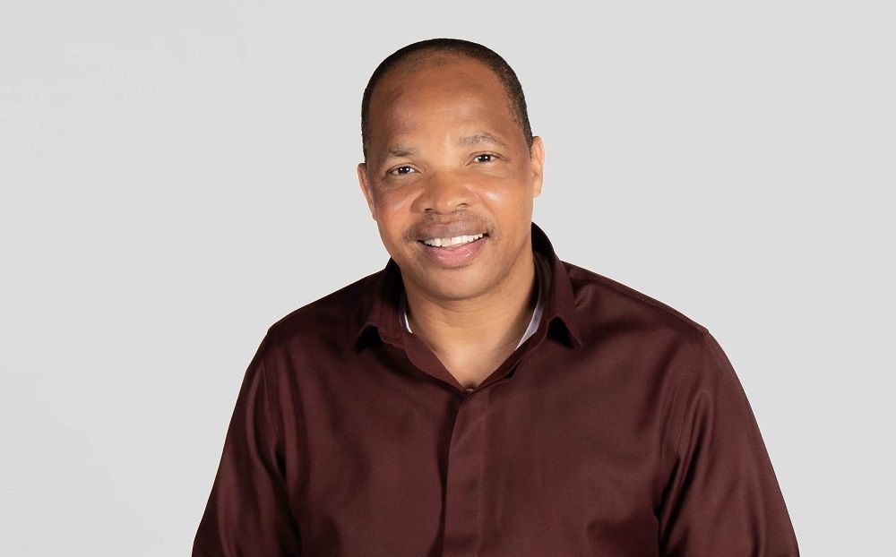 South Africa launches manhunt for killers of sports presenter Owen Ndlovu