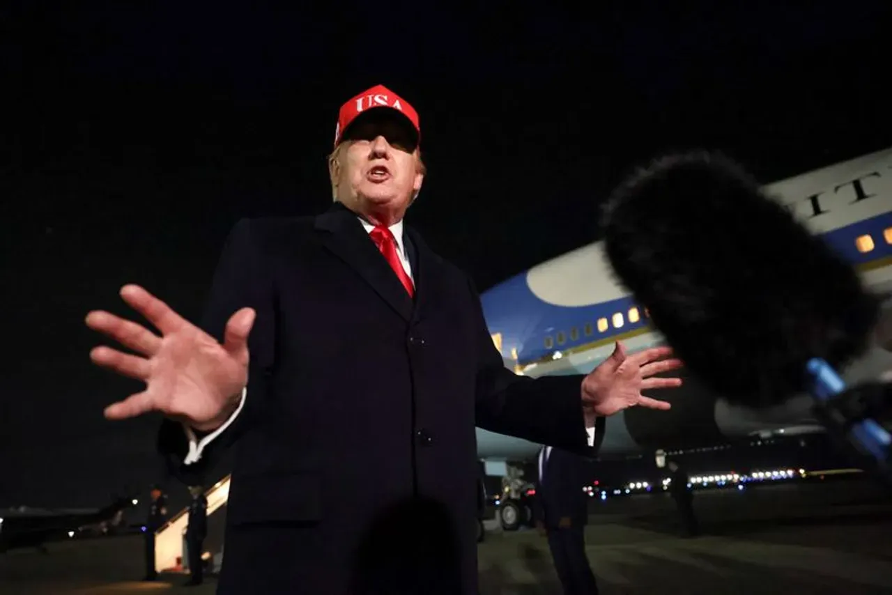 Trump weighs fresh military strikes on Iran as Islamabad peace talks stall — report