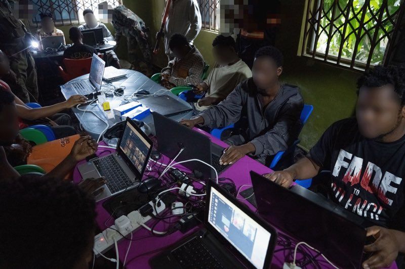 Dirar mikiyar da Ghana da FBI suka yi ya kai ga kama mutum 130 da ke da alaƙa da zambar $10m