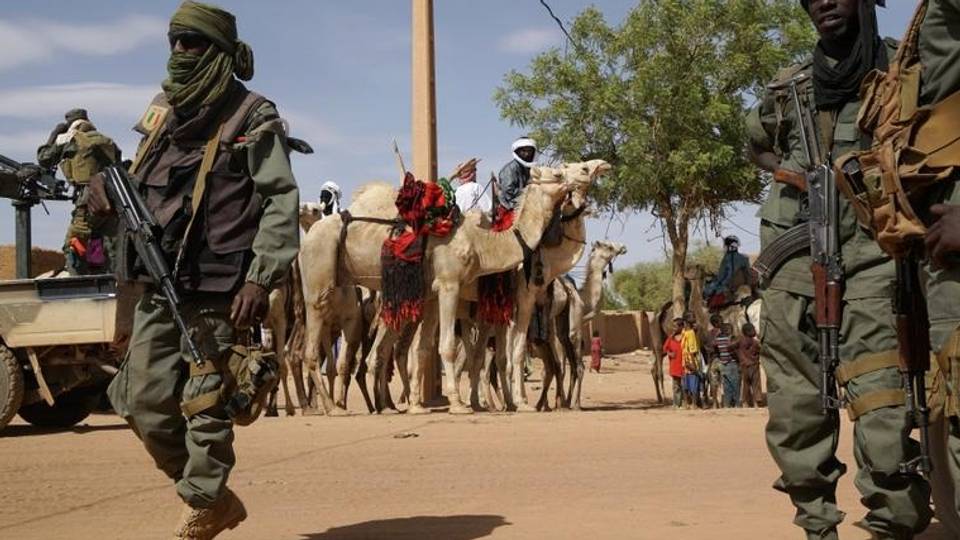 Burkina Faso clashes 'leave at least 40 people dead'