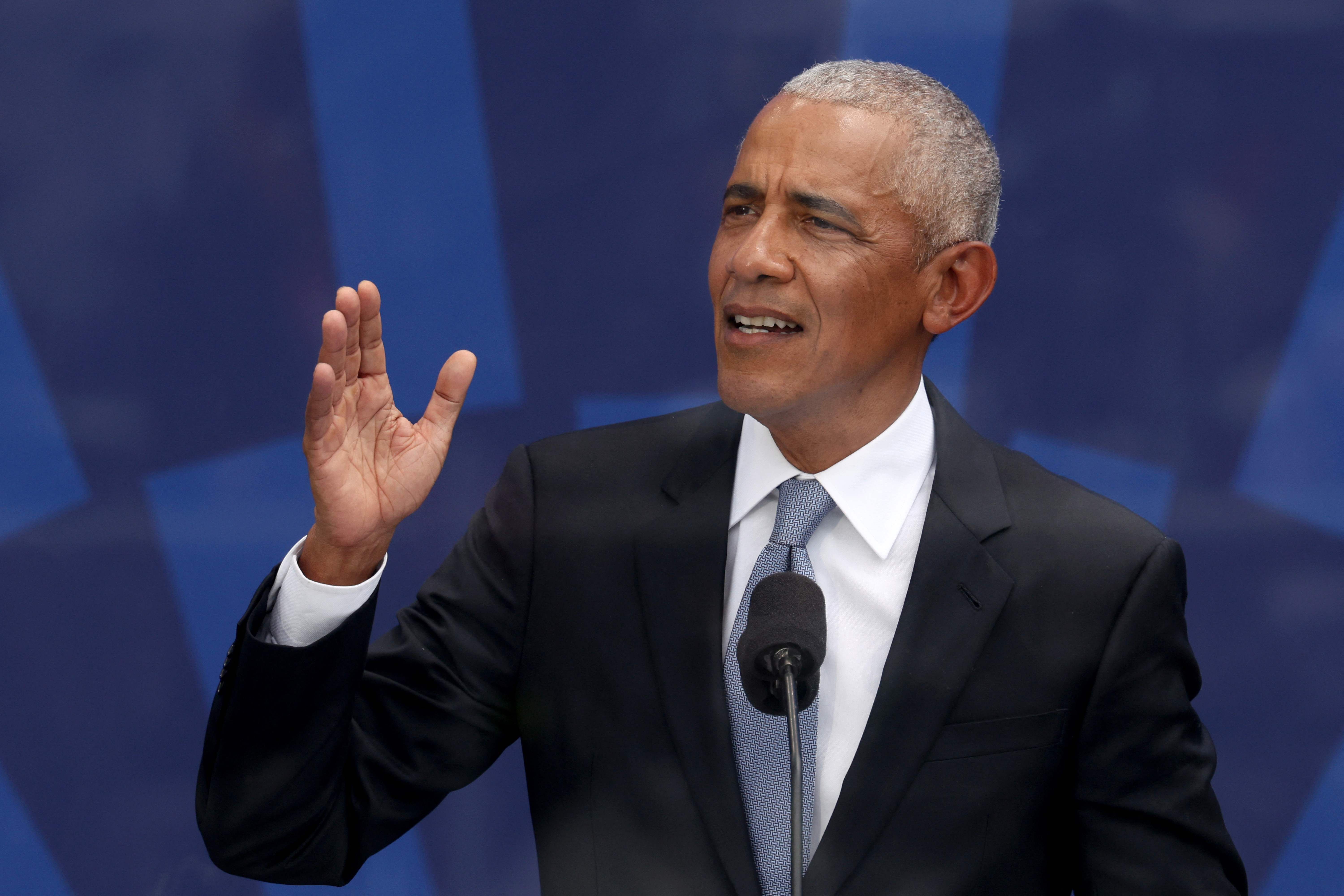 Barack Obama appelle à la prudence face à l'IA