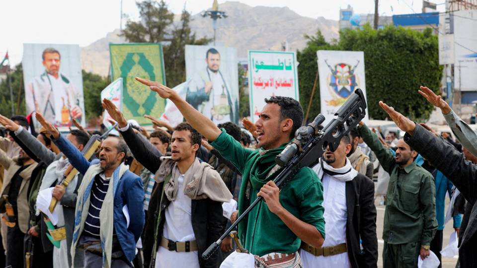 Kai-tsaye: 'Yan Houthi sun yi ikirarin kai hari kan jiragen ruwa huɗu, ciki har da na Amurka biyu