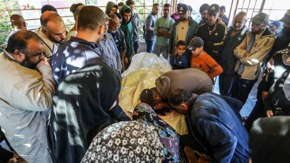 Live Updates: Israeli attacks kill 20 more Palestinians in northern Gaza