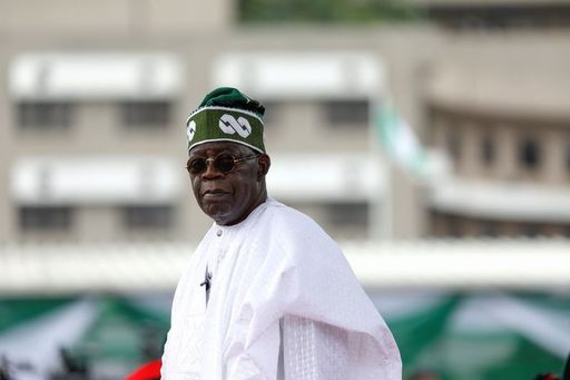 Tinubu ya umarci masu son takara su ajiye muƙami