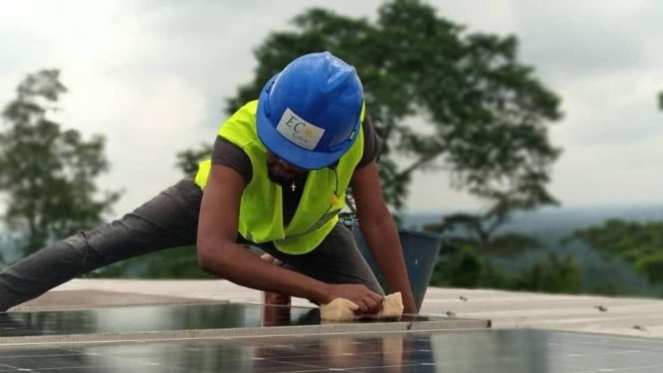 Gabon : la révolution de l’énergie solaire
