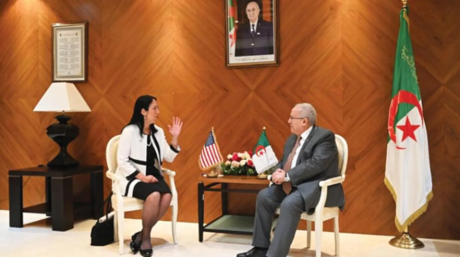 Giorgia Meloni Azuru Algeria Kutafuta Gesi