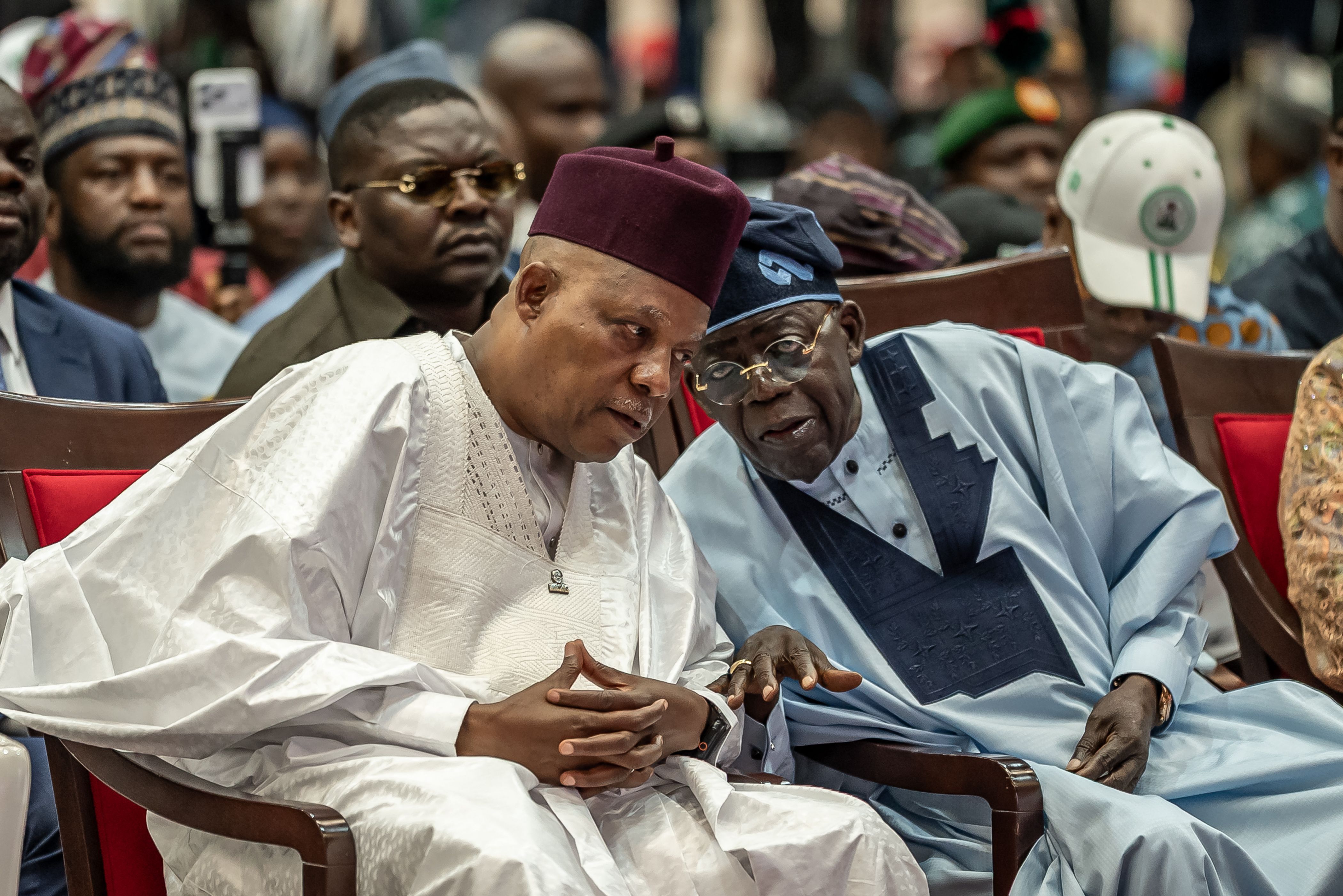 Tinubu ya buƙaci 'yanmajalisar yaƙin neman zaɓensa su bayyana wa ‘yan Nijeriya nasarorin gwamnatinsa