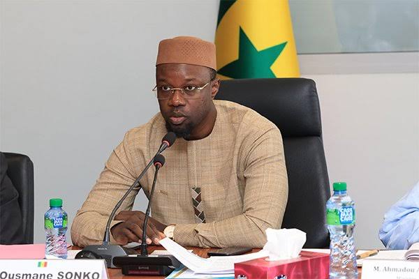Crise énergétique : le Sénégal limite les missions à l’étranger de ses dirigeants