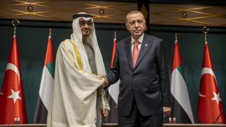 Inondations aux Emirats: Erdogan présente ses condoléances à son homologue Mohammed Bin Zayed
