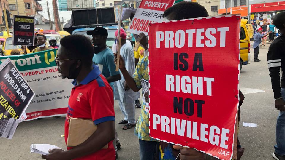 Nigeria govt makes last-minute appeal before protests