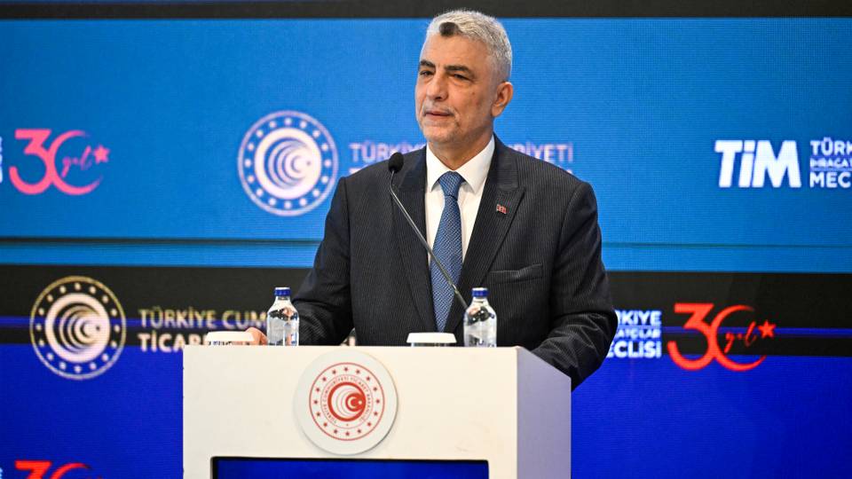 Türkiye's exports see record high November figure