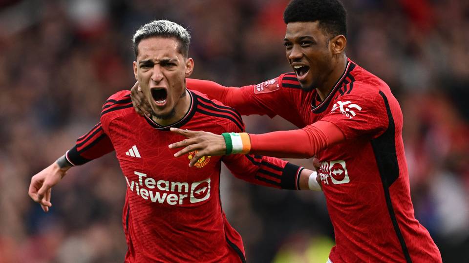 England boss Southgate dismisses 'disrespectful' Man Utd links