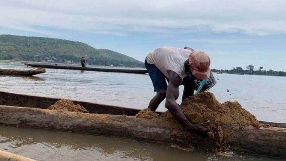 Dozens funeral-goers die as boat capsizes in Bangui