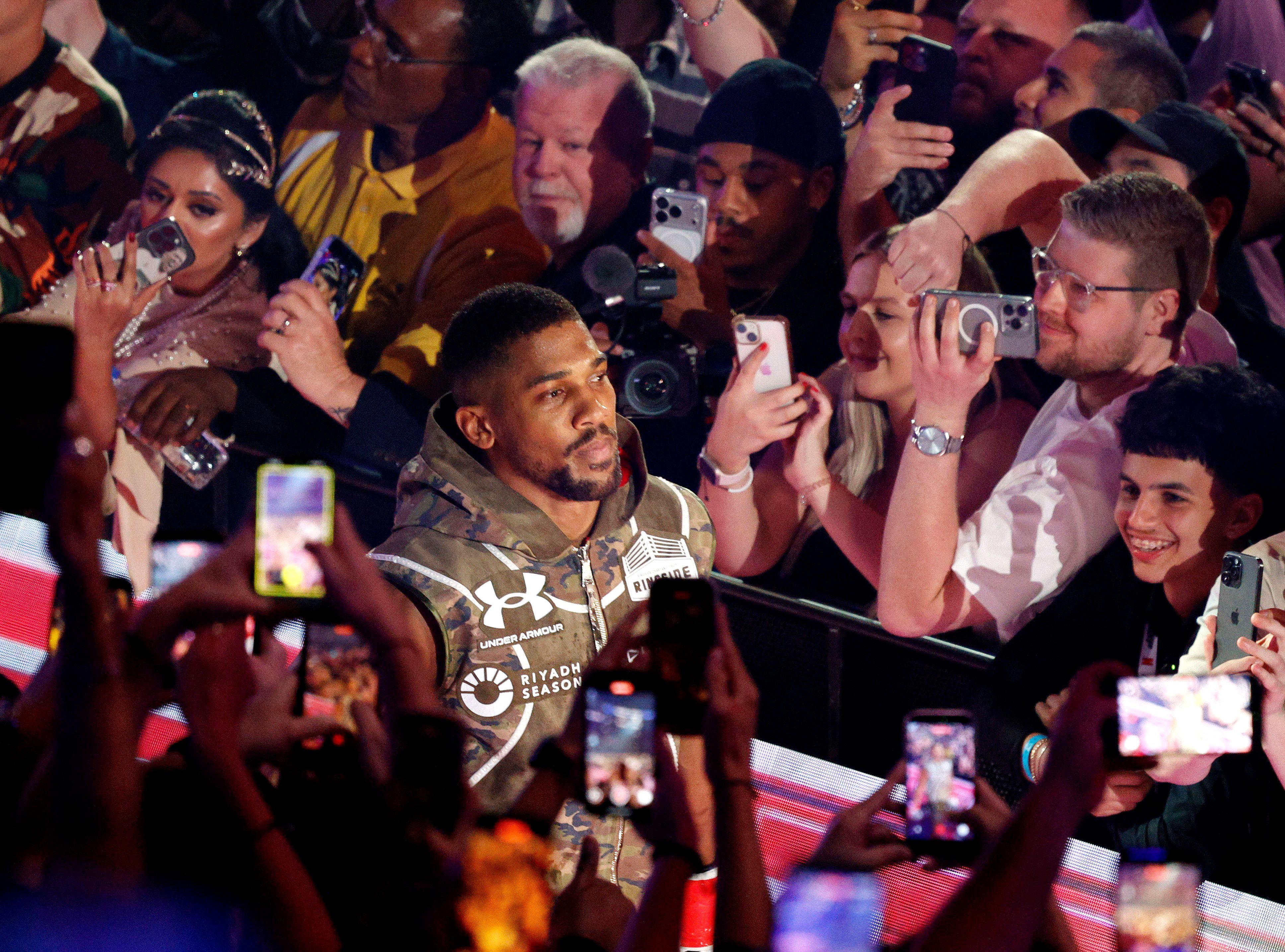 Anthony Joshua 'returns to boxing' after tragic car crash