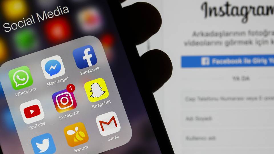 Senegal blocks mobile internet access amid political uncertainty