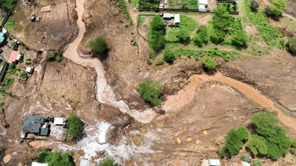 Ambaliyar ruwa: Yadda ruwa ya tafi da wata uwa da ƴaƴanta da ke barci a Kenya