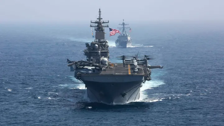 Washington affirme que l'Iran souhaite un accord, Trump évoque un déploiement militaire accru