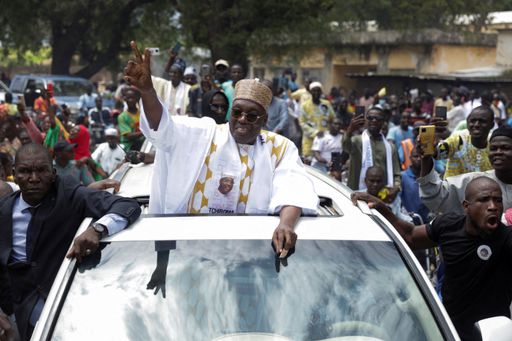 Cameroon opposition candidate Tchiroma calls for protests ahead of poll results
