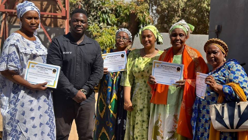 Teaching soap making to change the lives of Malian widows
