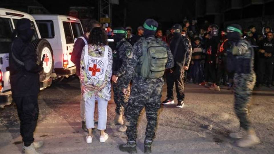 KAI-TSAYE: Isra'ila da Hamas sun amince da tsawaita tsagaita wuta zuwa rana ta takwas - WSJ