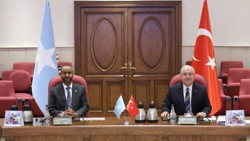 Türkiye, Somalia sign defence and economic cooperation agreement