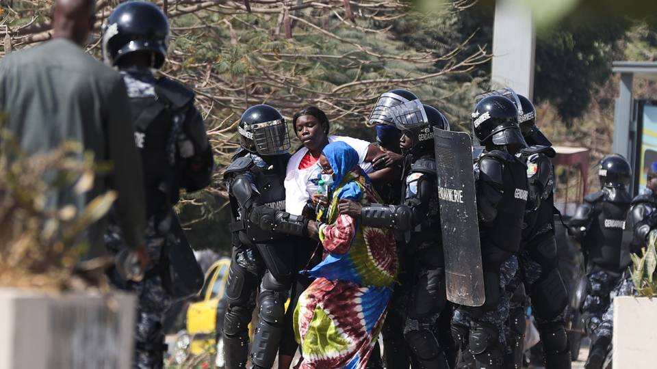 La Cour constitutionnelle du Sénégal annule le report des élections