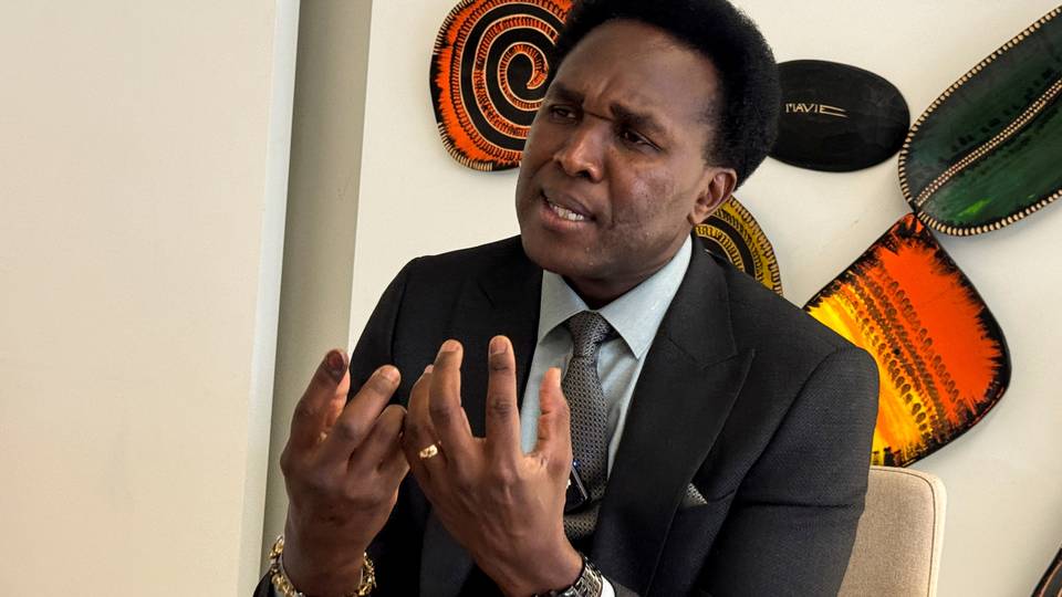 Le chef de l'opposition mozambicaine annonce qu'il va  rentrer d'exil
