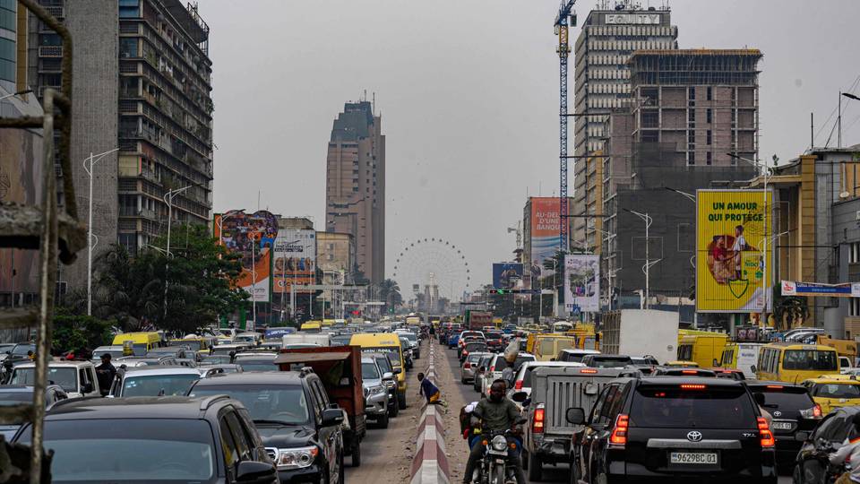 RDC: à Kinshasa, le casse-tête de la mobilité et des transports en commun
