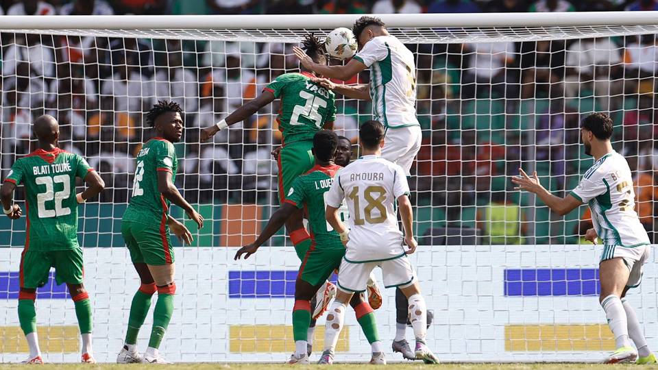 AFCON: Algeria keep hopes alive with late equaliser