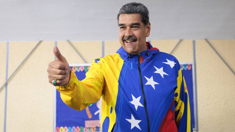 Le président vénézuélien Nicolas Maduro réélu