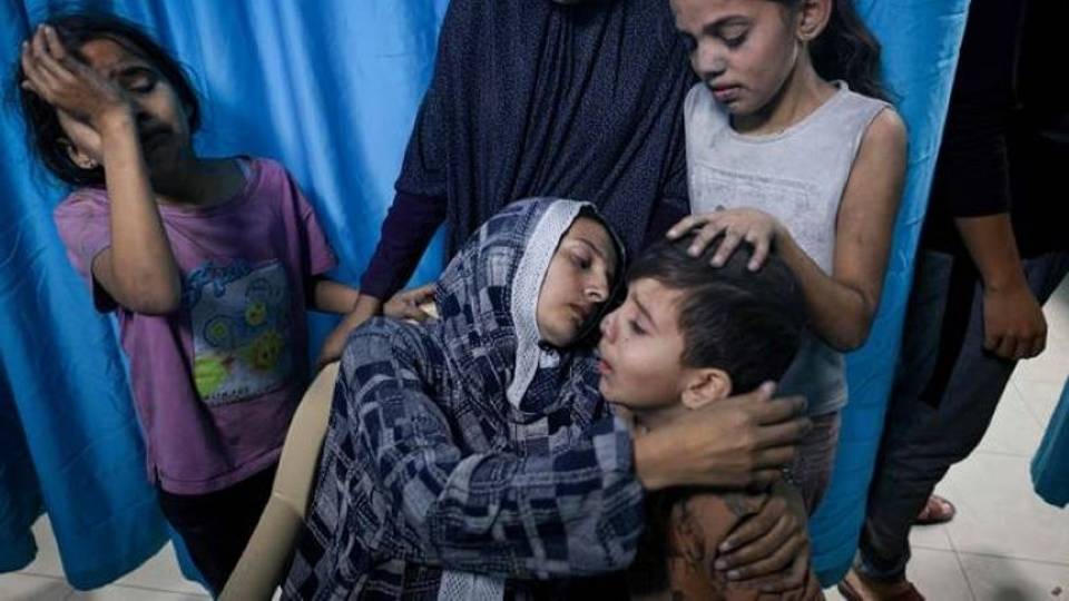 Live Updates: Medics, patients stranded as battles rage around Gaza hospitals