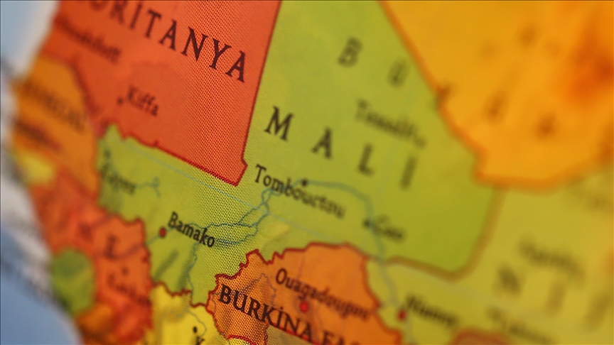 Mali : offensive armée dans plusieurs villes, les autorités annoncent une riposte maîtrisée