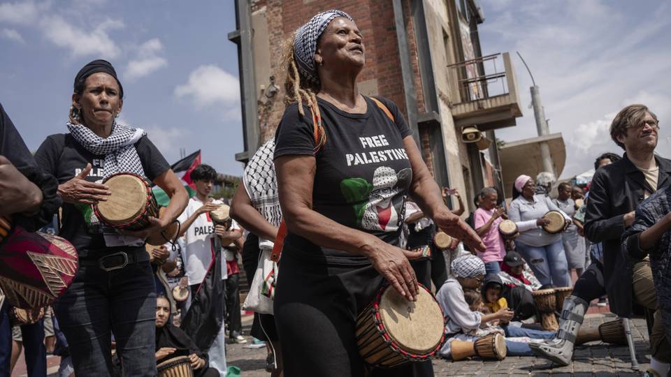 1,000 drums in South Africa for Palestine's cause