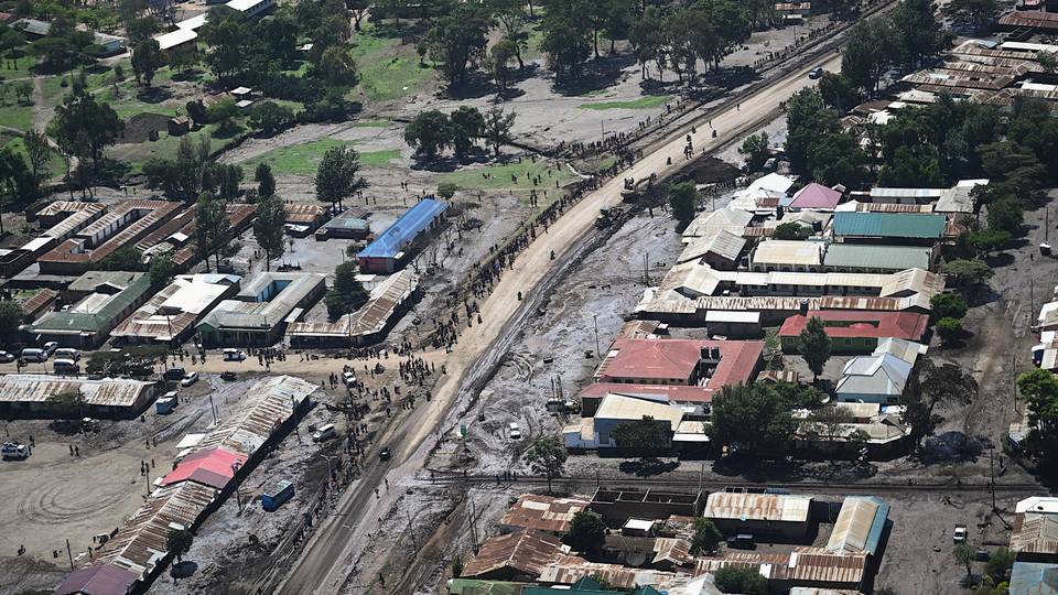 More than 21 miners killed in Tanzania landslide