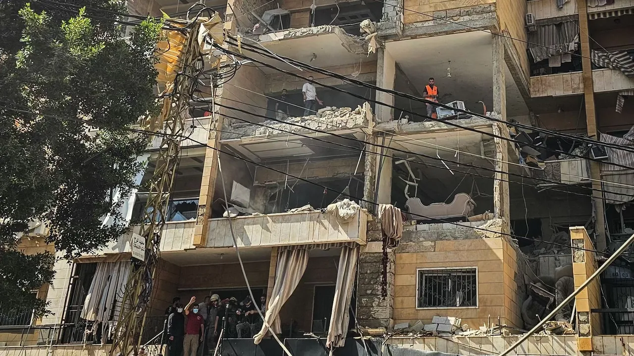 Israeli army launches air strikes on Lebanese capital despite ceasefire