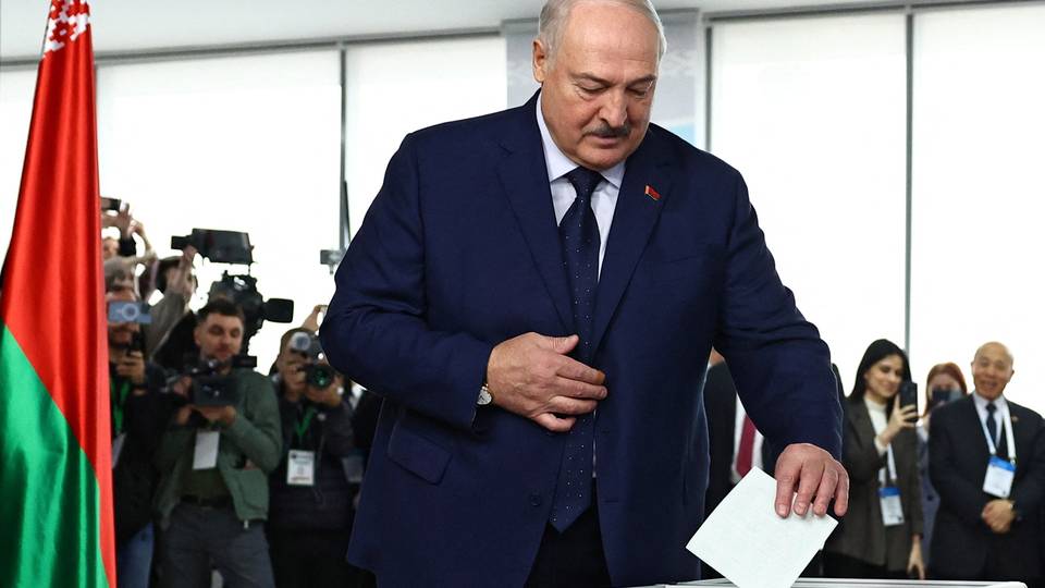 Loukachenko s'assure un 7e mandat en tant que président du Bélarus