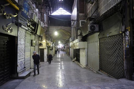 Iran protests death toll tops 3,000 as internet slowly flickers back