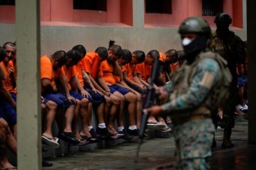 Le Guatemala met un terme à l’état d’urgence alors que la lutte contre les gangs fait reculer la criminalité.