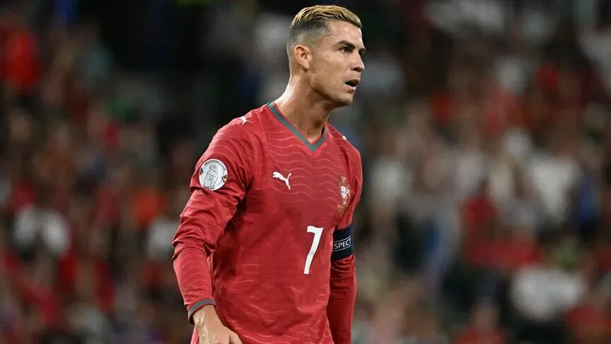 An dakatar da Cristiano Ronaldo na tsawon kwana 30 da cin sa tarar €255 kan barin sansanin Portugal