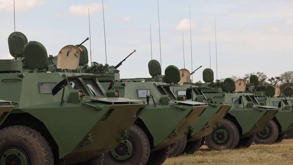 Zimbabwe receives military equipment from China